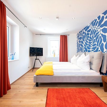 Bunter Hund Apartments - Zentrales Apartment, Parkplatz, Wintergarten, Kinderzimmer ローテンブルク・オプ・デア・タウバー エクステリア 写真
