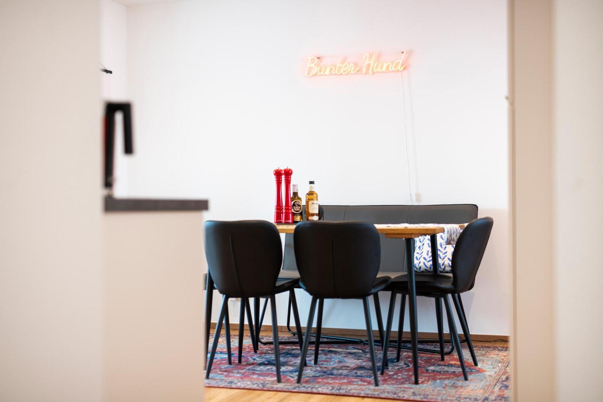 Bunter Hund Apartments - Zentrales Apartment, Parkplatz, Wintergarten, Kinderzimmer ローテンブルク・オプ・デア・タウバー エクステリア 写真