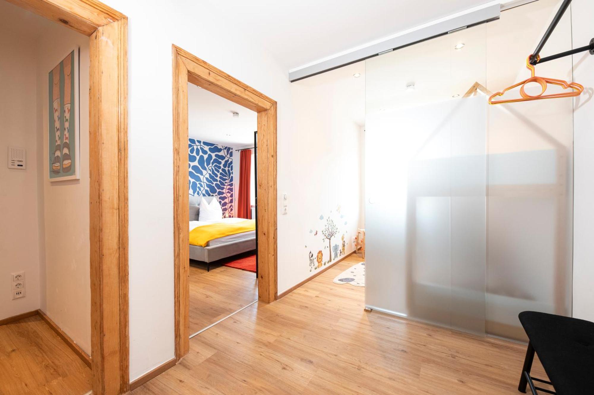 Bunter Hund Apartments - Zentrales Apartment, Parkplatz, Wintergarten, Kinderzimmer ローテンブルク・オプ・デア・タウバー エクステリア 写真